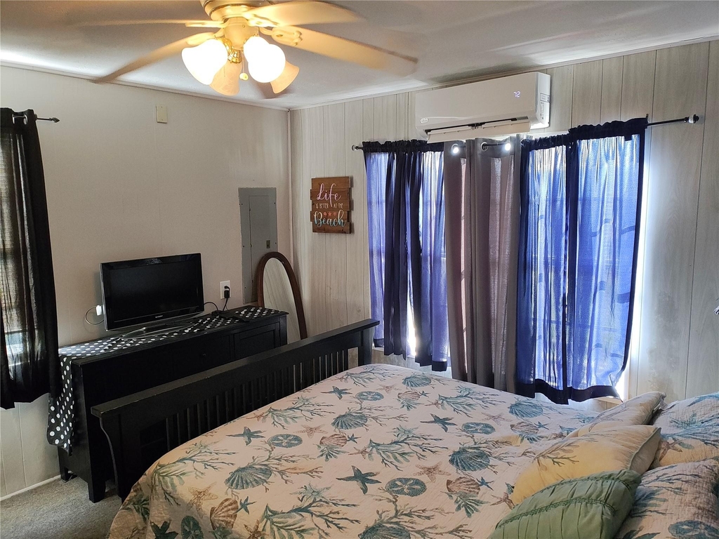 415 Seashell Dr - Photo 7