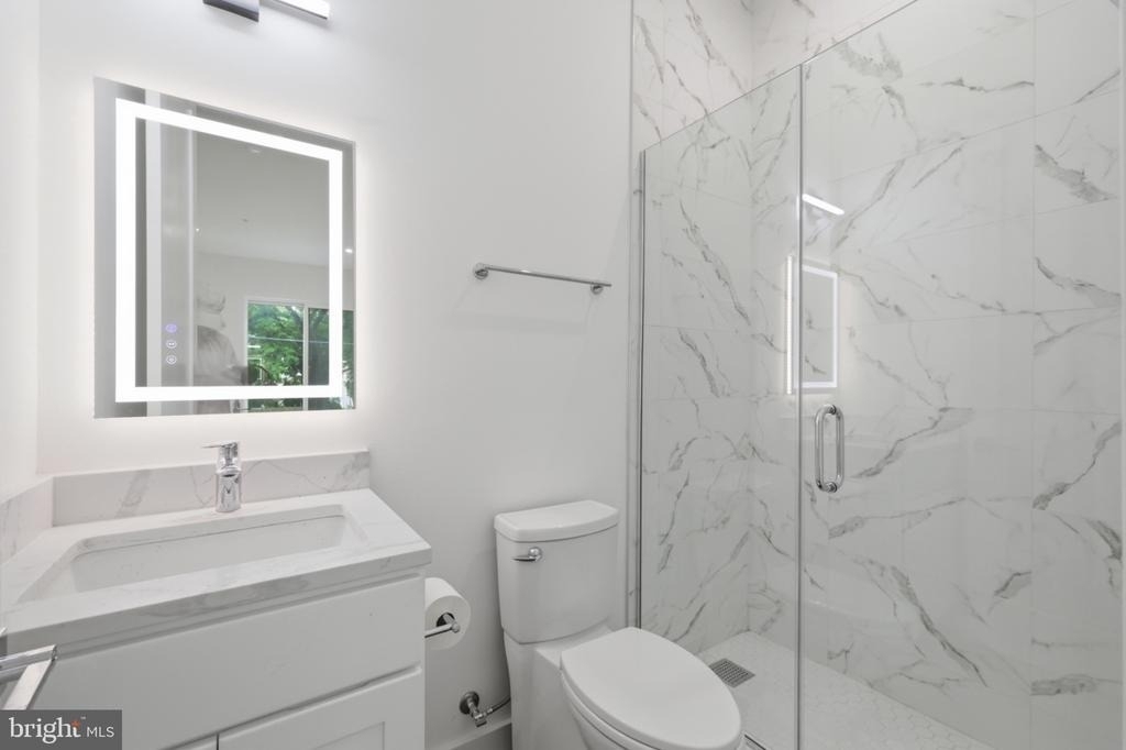 710 Kennedy Street Nw - Photo 14