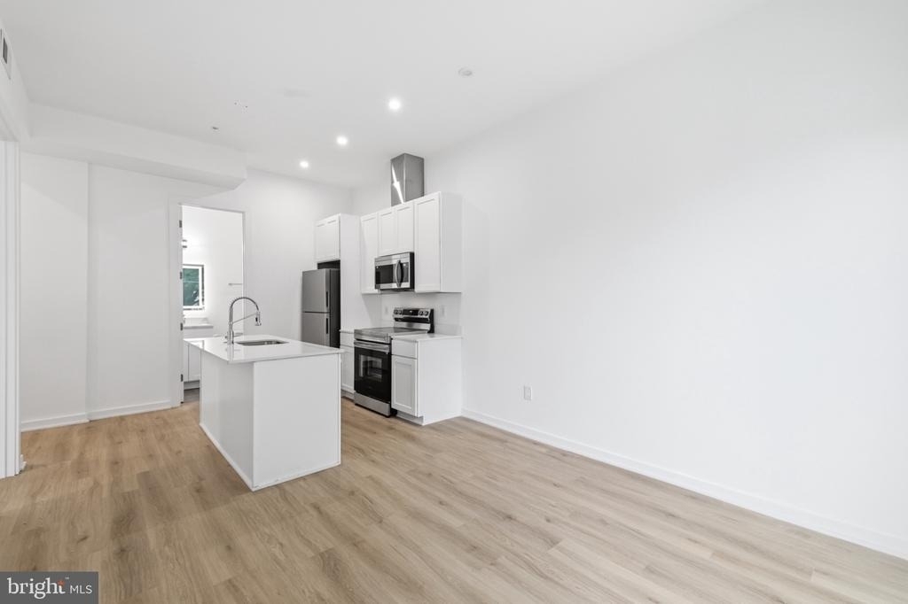 710 Kennedy Street Nw - Photo 10