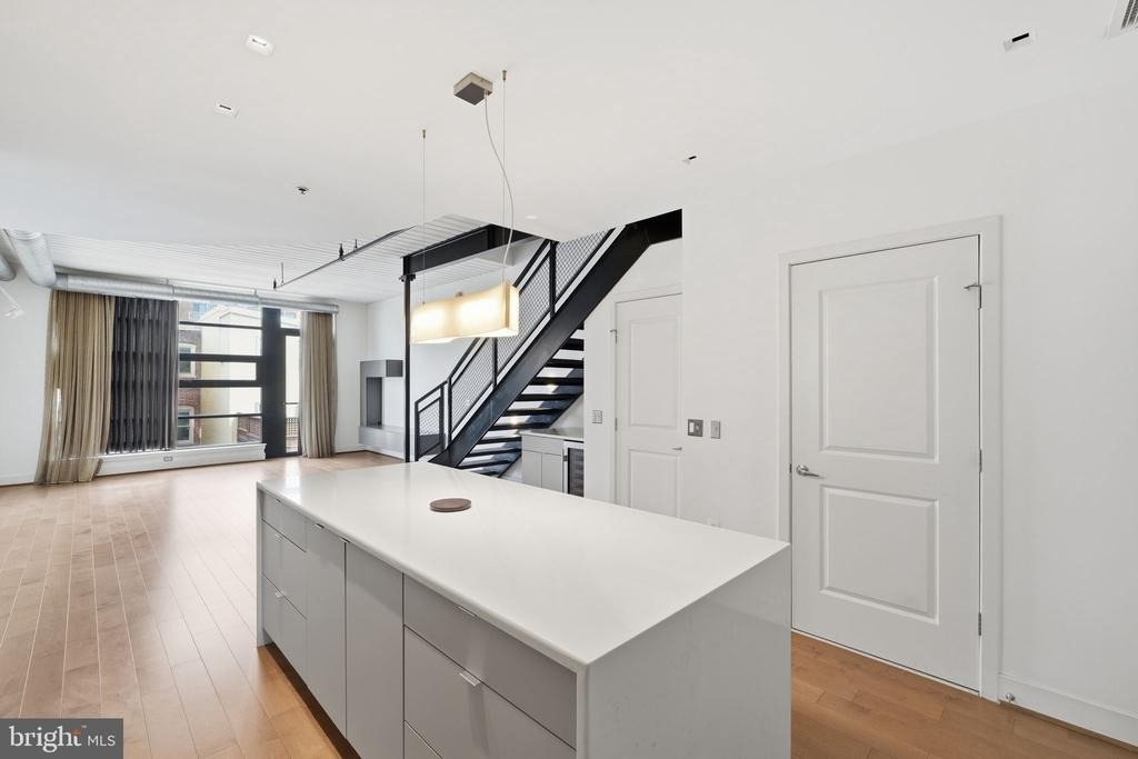 2125 14th Street Nw - Photo 3