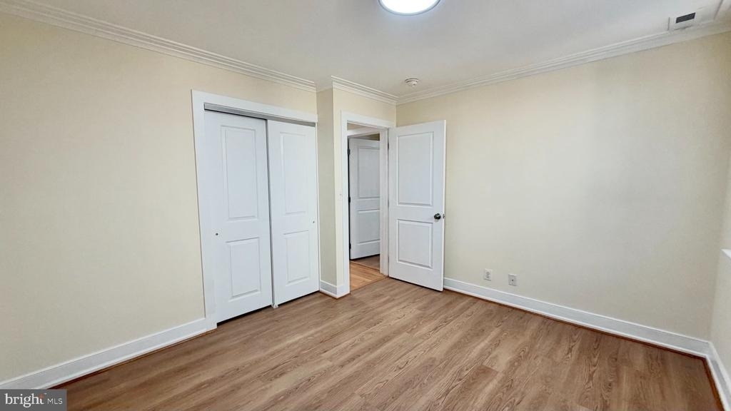 14 S St Ne - Photo 9