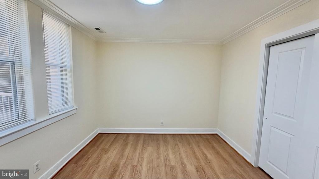 14 S St Ne - Photo 10