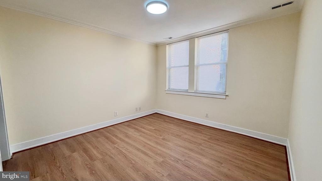 14 S St Ne - Photo 11