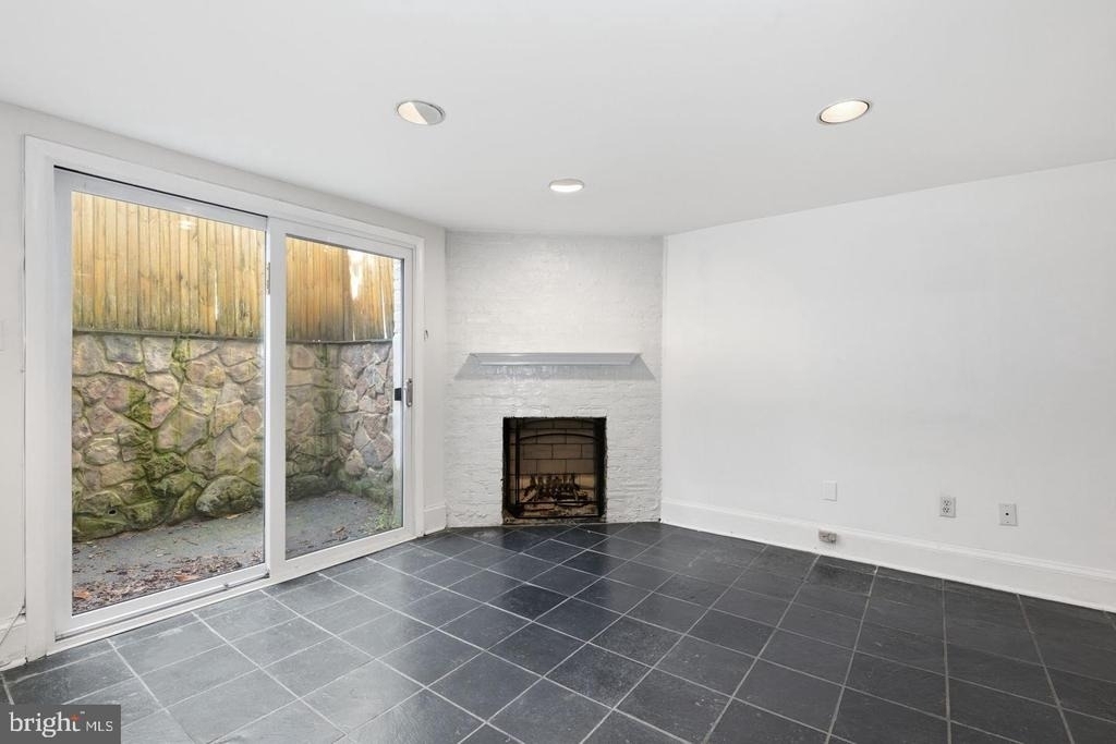 308 East Capitol Street Ne - Photo 11