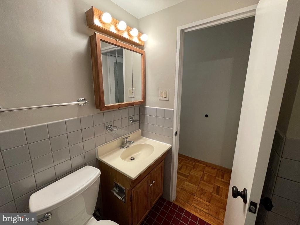 2475 Virginia Avenue Nw - Photo 20