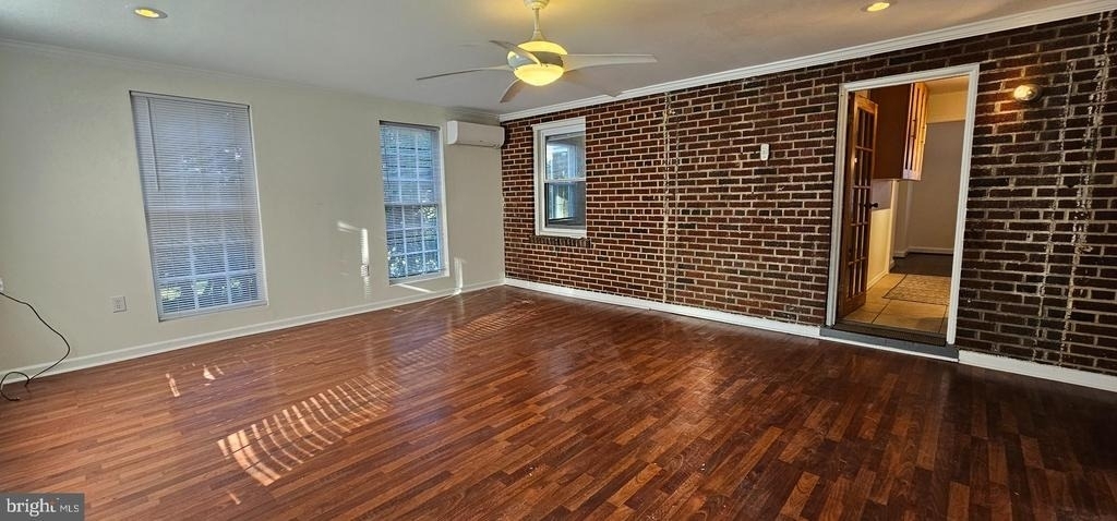3744 Camden Street Se - Photo 11