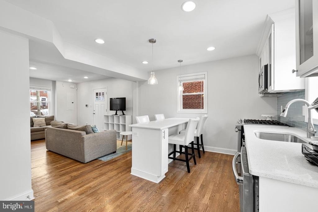 5027 11th Street Ne - Photo 11