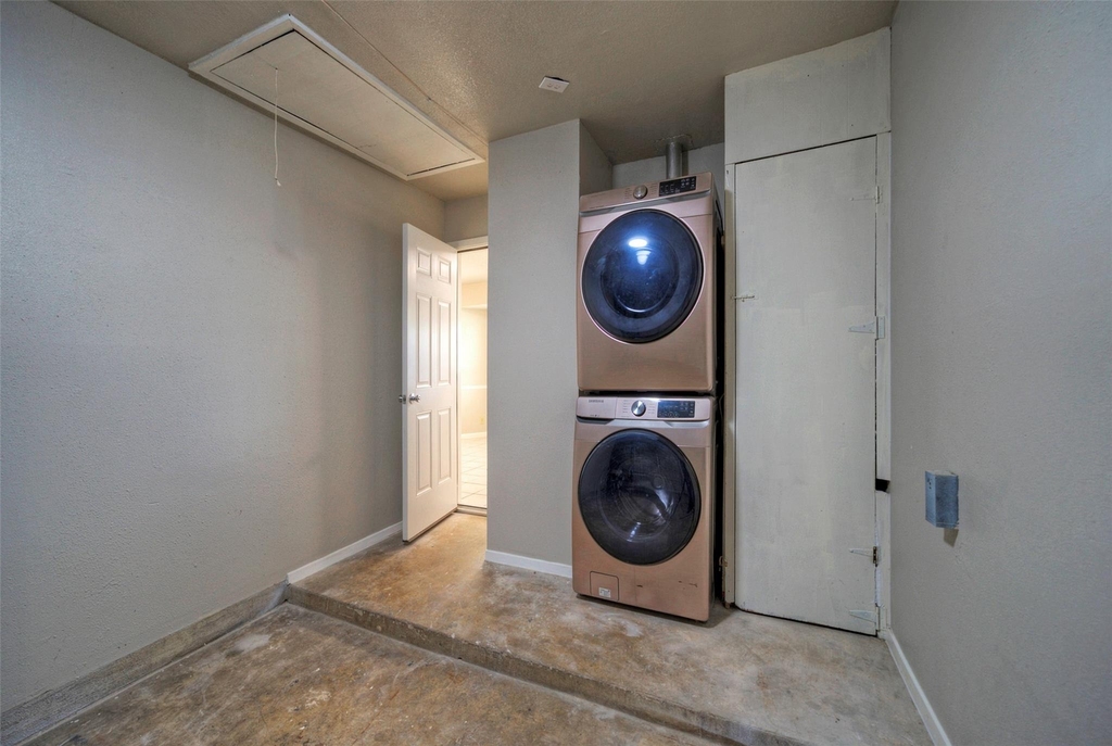 405 E Grady Dr - Photo 17