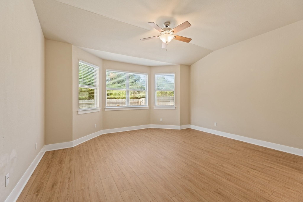 3613 Talladega Trce - Photo 14