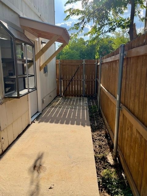 9901 Roxanna Dr - Photo 14