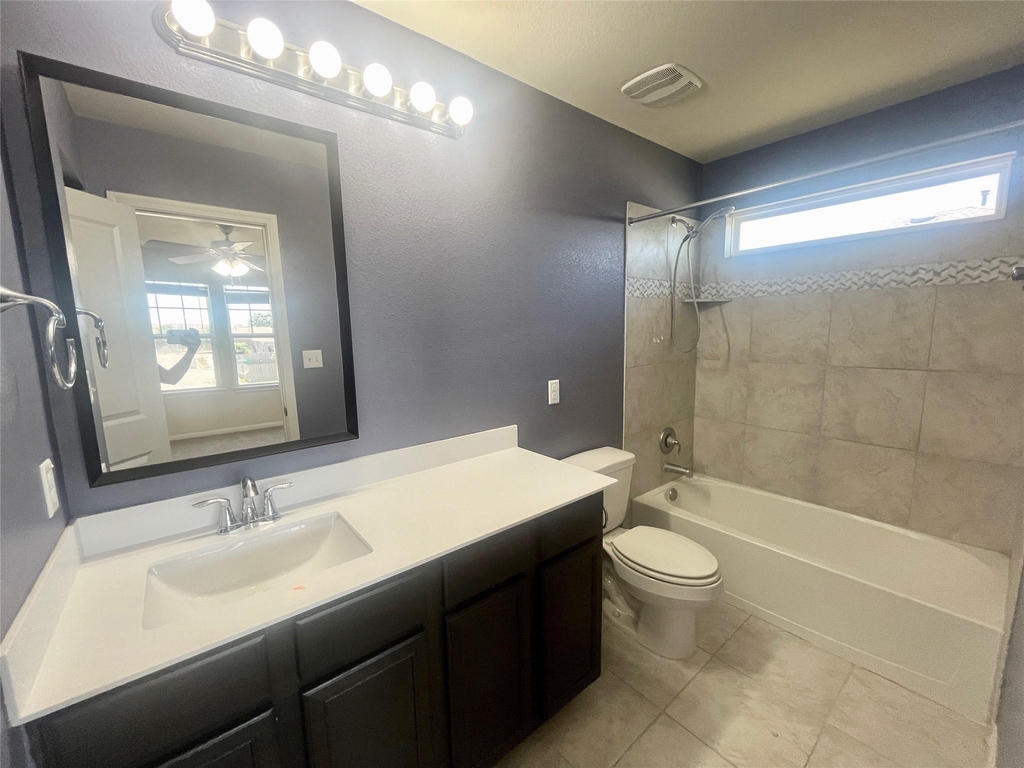 302 Mossycup Dr - Photo 6
