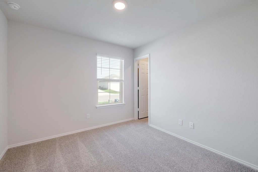 148 Mcnamara Ct - Photo 11