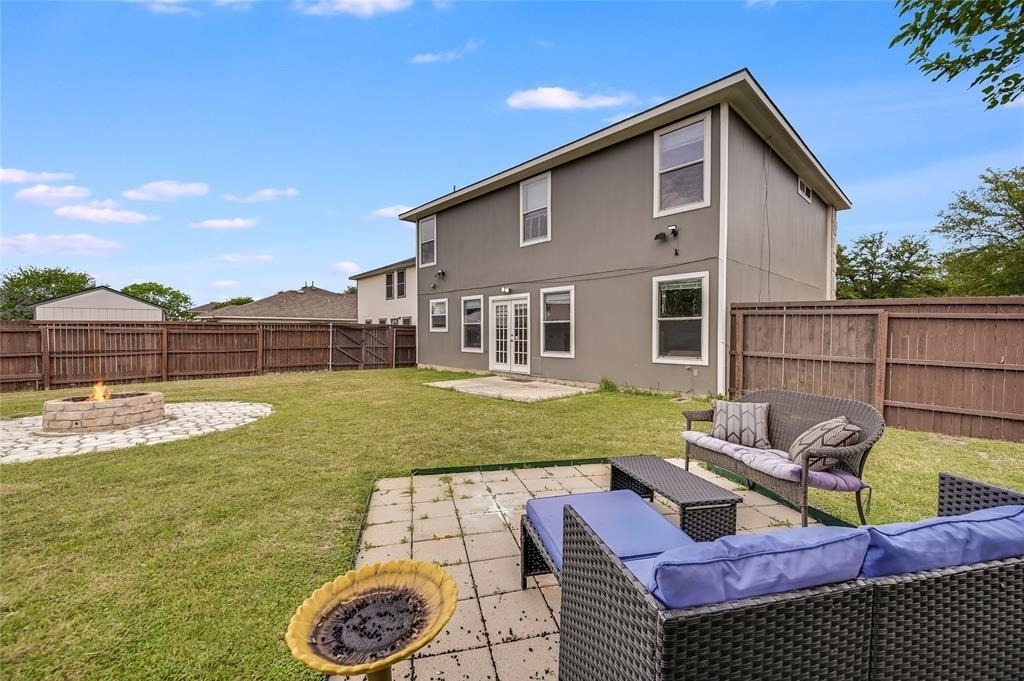 676 Goldenrod St - Photo 18