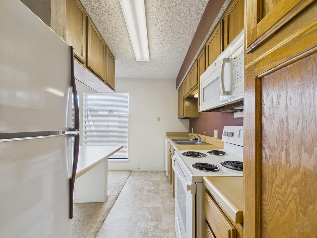 3115 Helms St - Photo 4