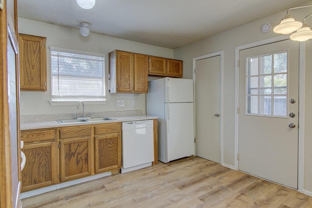 9624 Sugar Hill Dr - Photo 6