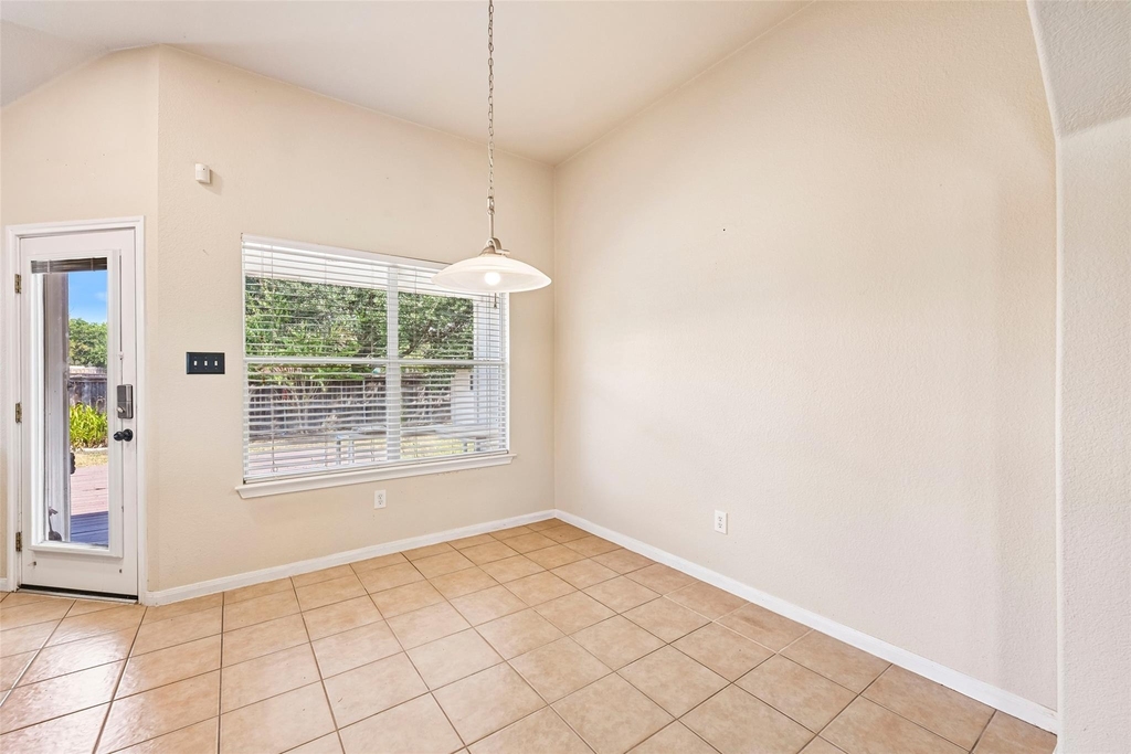 110 Newport Landing Pl - Photo 13