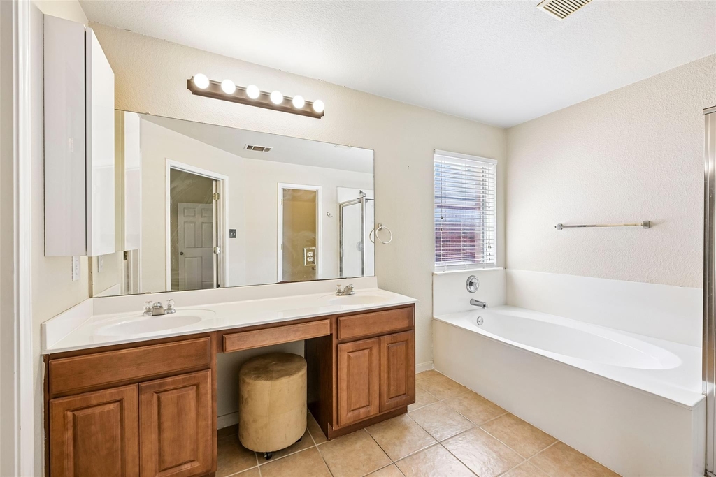 110 Newport Landing Pl - Photo 25