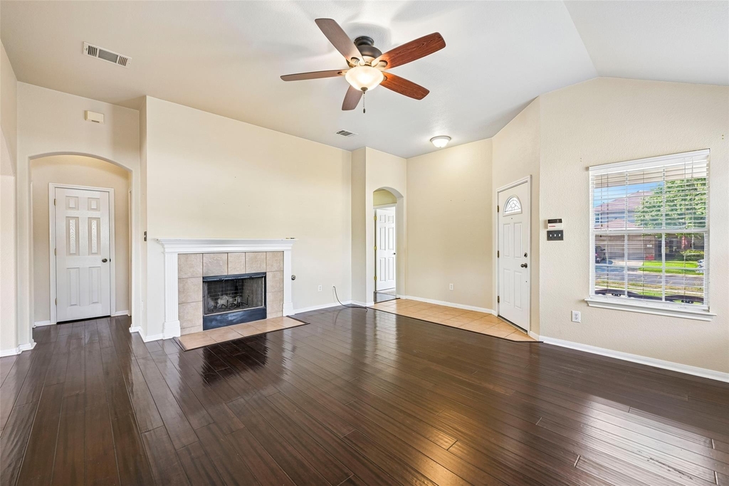 110 Newport Landing Pl - Photo 11