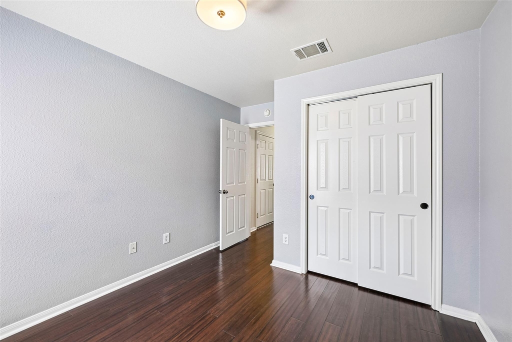110 Newport Landing Pl - Photo 21