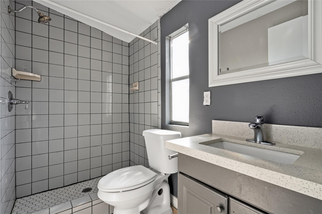 5630 Fm 1339 - Photo 16