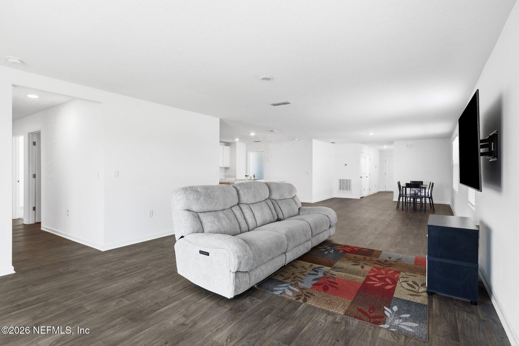 12069 Green Thicket Lane - Photo 4