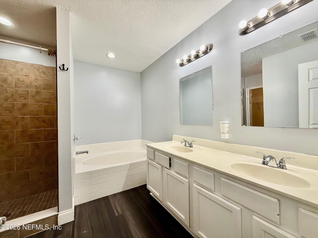 6841 Ridgeview Avenue - Photo 28