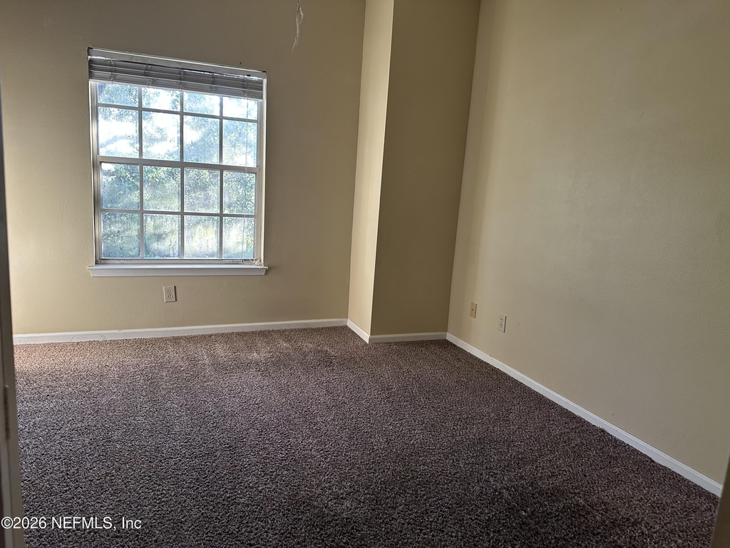 10000 Gate Pkwy N - Photo 5