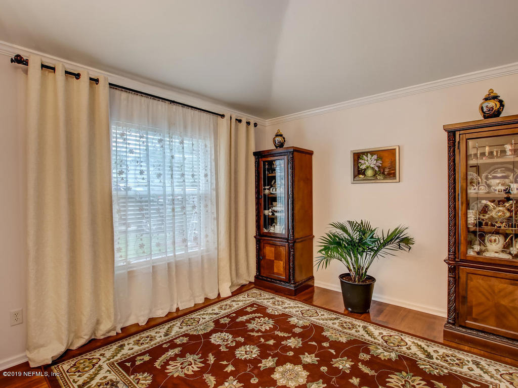 2363 Sophie Place - Photo 8