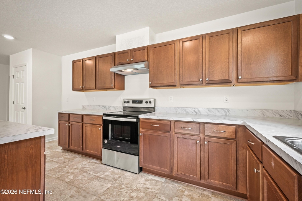 2172 Hudson Grove - Photo 5