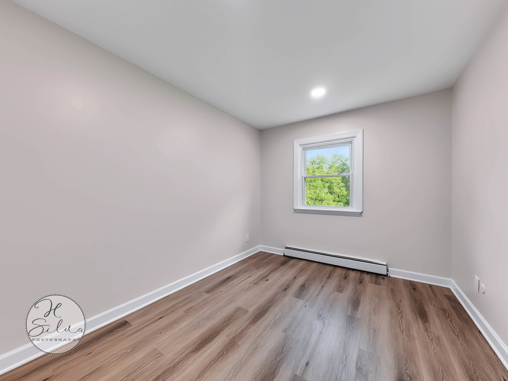 15 Arrowhead Drive - Photo 8