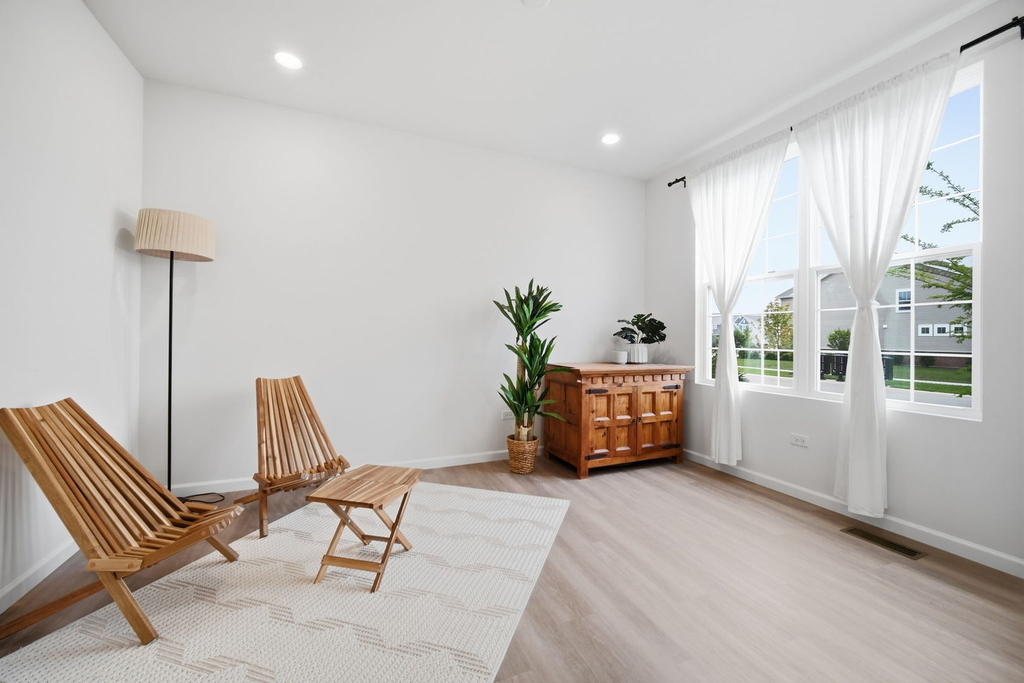 24618 W Alexis Lane - Photo 4