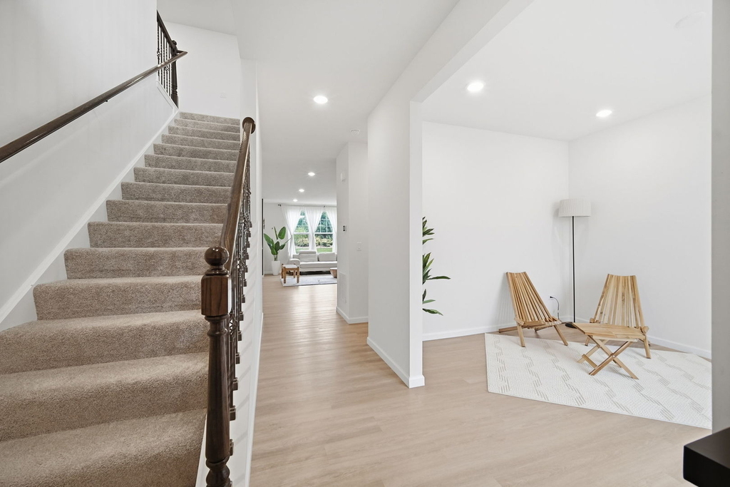 24618 W Alexis Lane - Photo 2