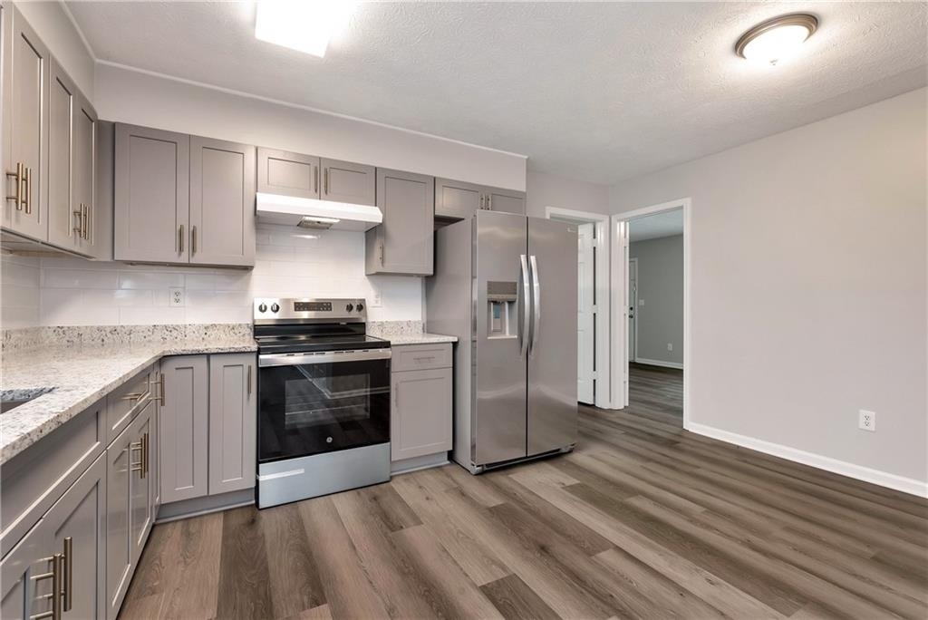 649 Oakland Way - Photo 17