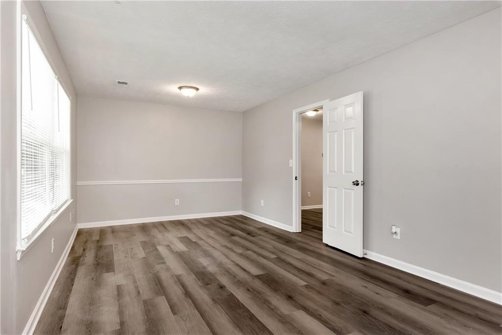 649 Oakland Way - Photo 13