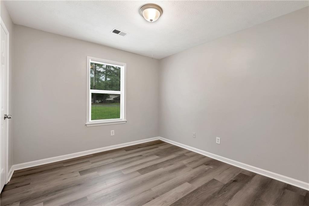 649 Oakland Way - Photo 28