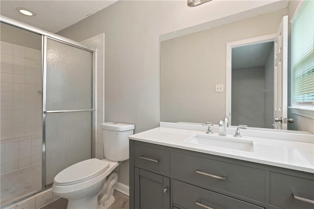 649 Oakland Way - Photo 32