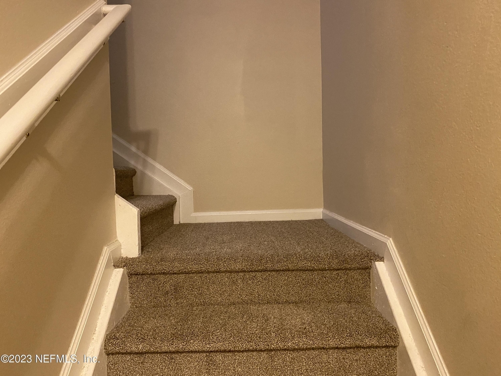 8204 White Falls Boulevard - Photo 9