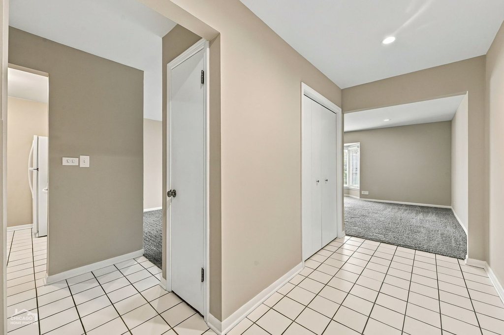 2600 Windsor Mall - Photo 4