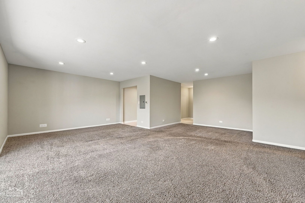 2600 Windsor Mall - Photo 6