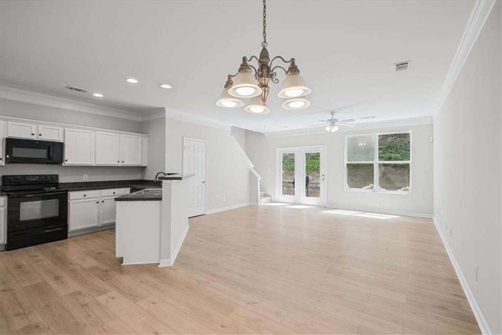 3303 Fernview Drive - Photo 4