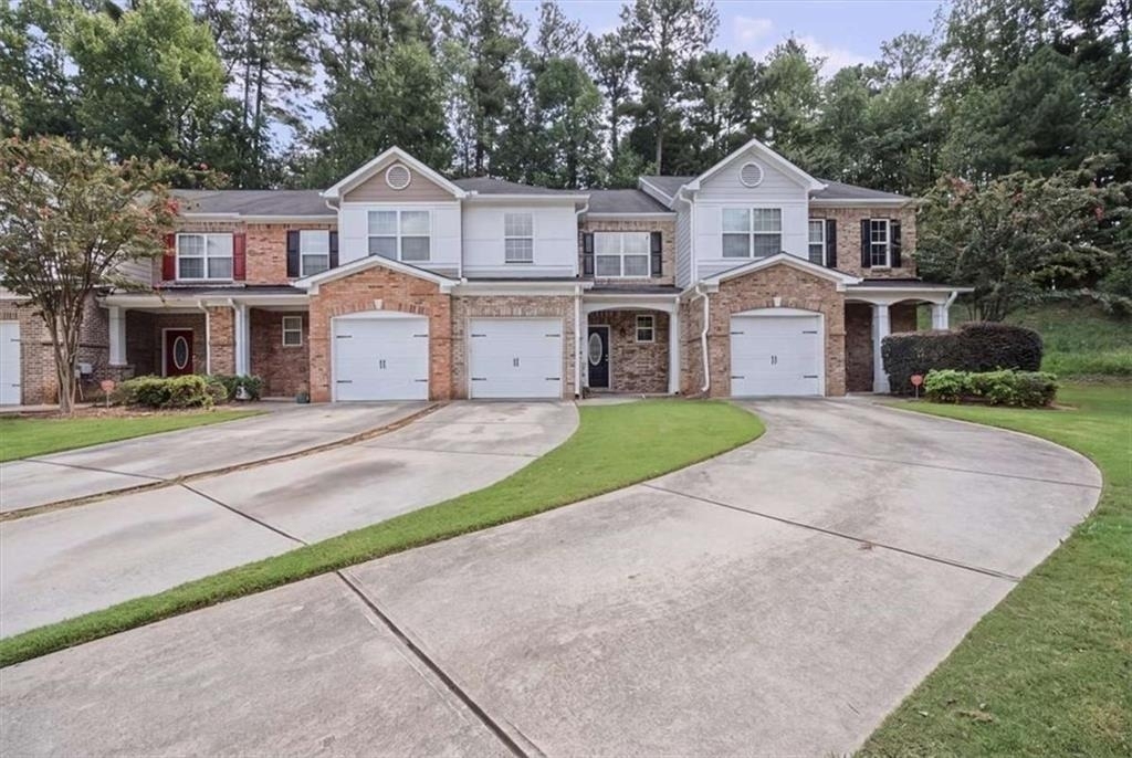 3303 Fernview Drive - Photo 1