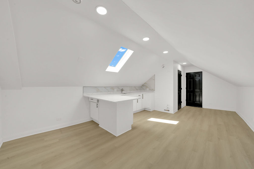 3816 S Honore Street - Photo 11