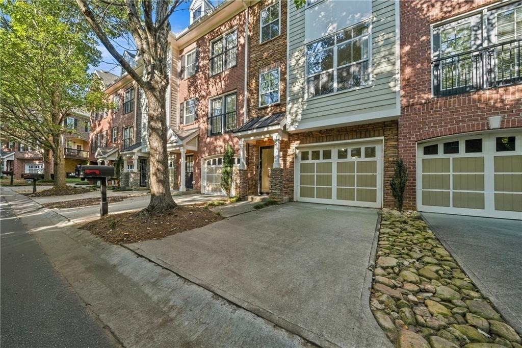 5480 Glenridge Park - Photo 1