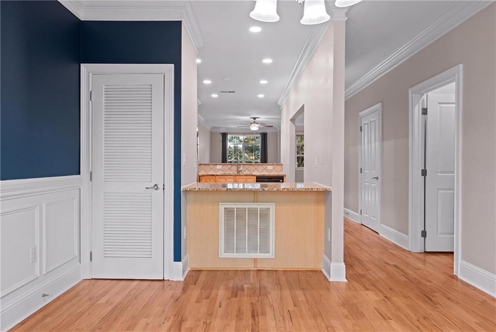 5480 Glenridge Park - Photo 11