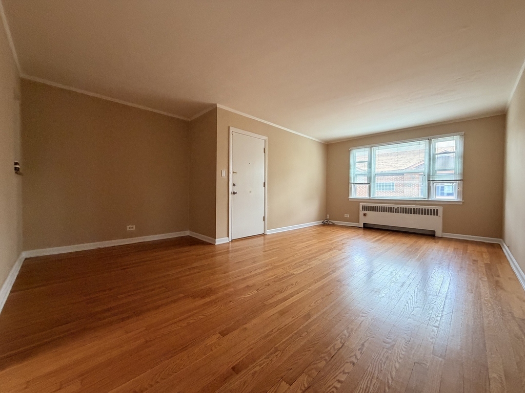 1516 Harlem Avenue N - Photo 3