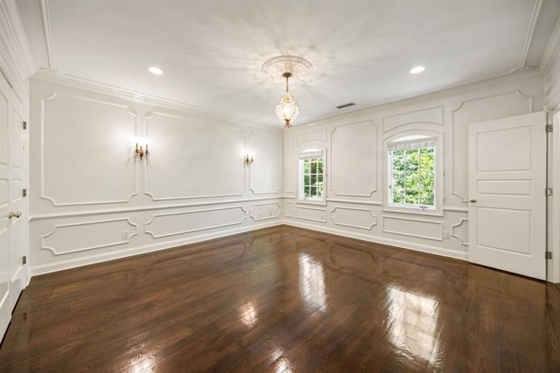 2485 W Wesley Road Nw - Photo 50