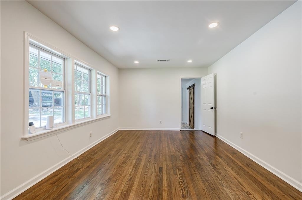 3365 Knott Street - Photo 16