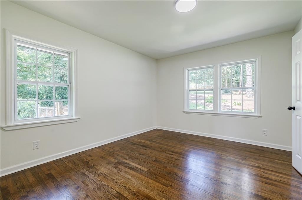 3365 Knott Street - Photo 36
