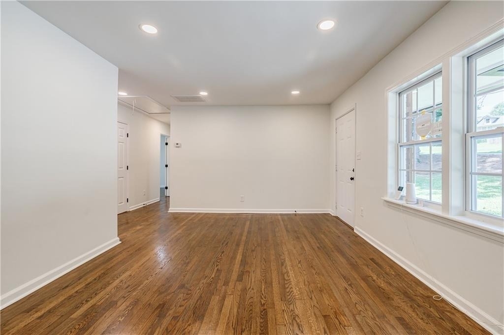 3365 Knott Street - Photo 19