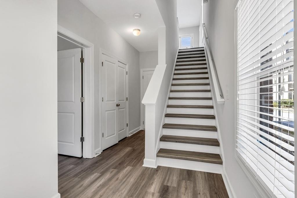 2759 Bell Drive - Photo 2